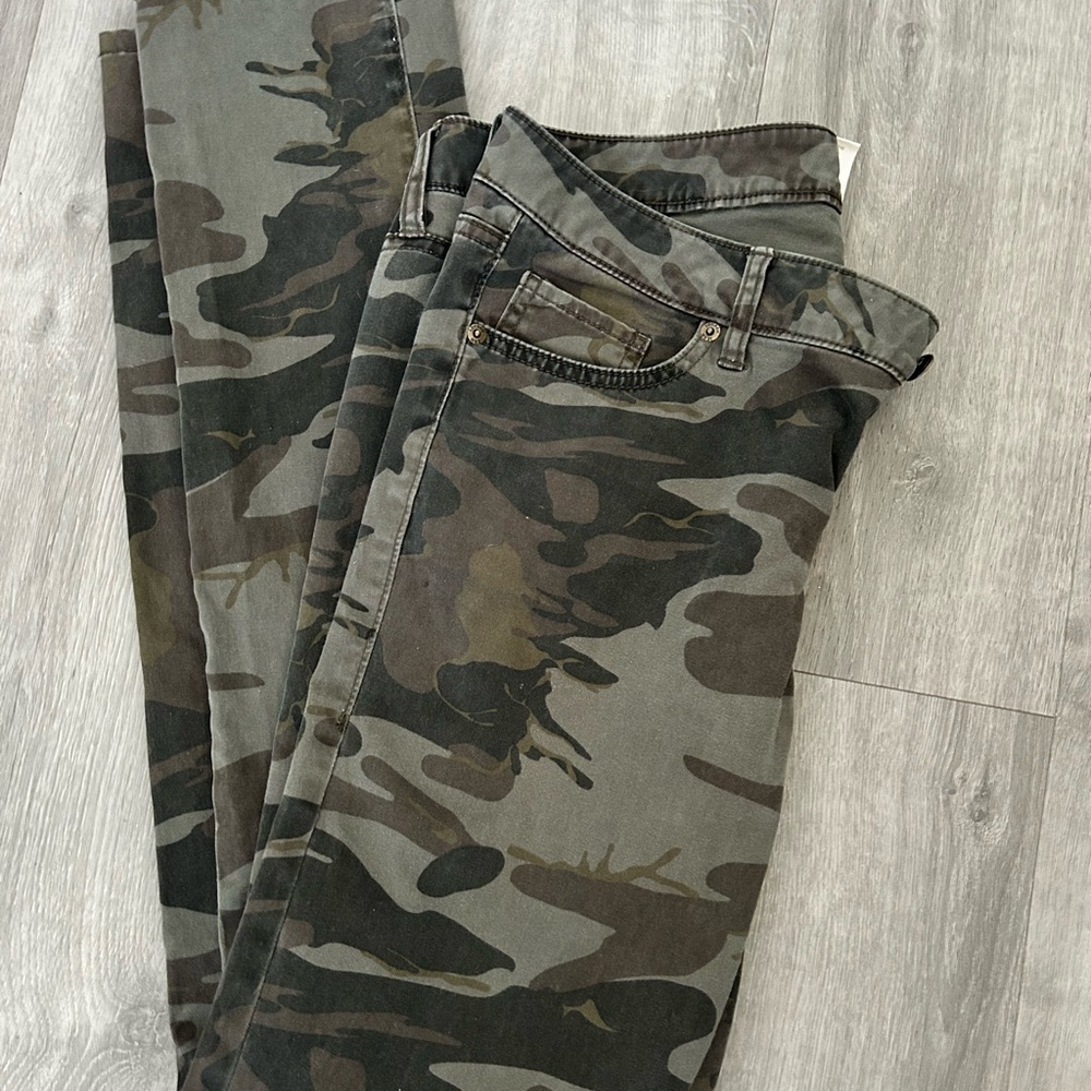 London Jean Camouflage Cargo Pants